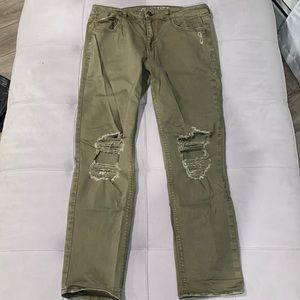 American eagle tomgirl jeans Sz 12